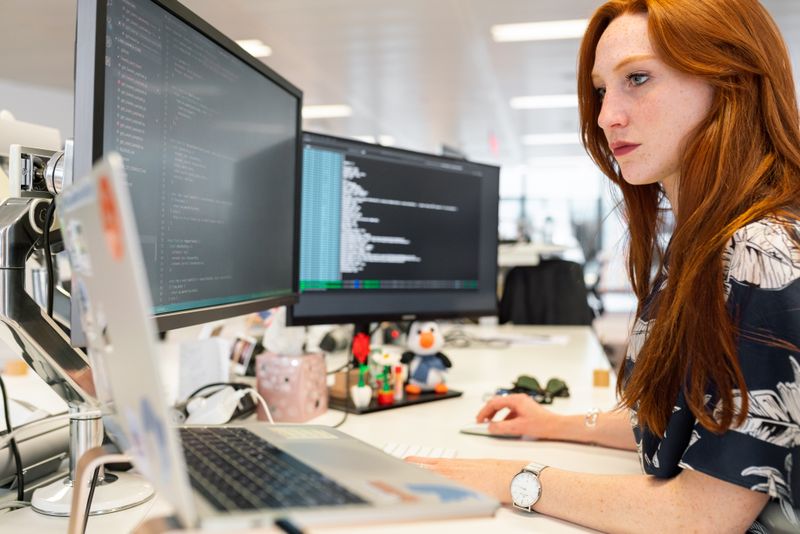 Software team providing live chat customer support